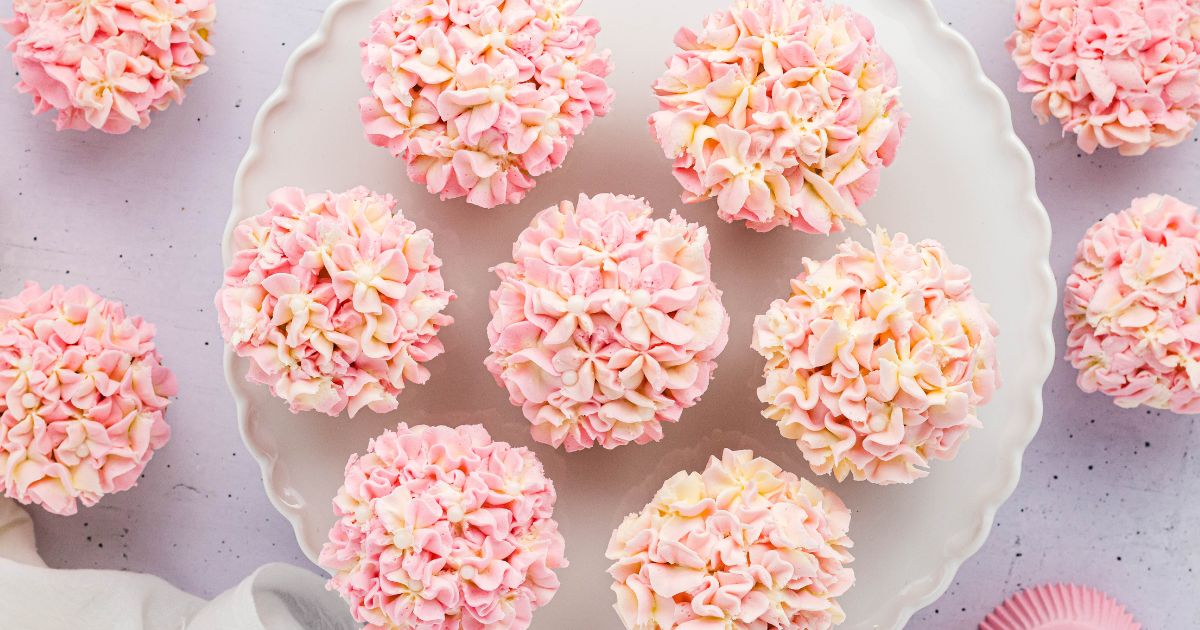 Hydrangea Cupcakes